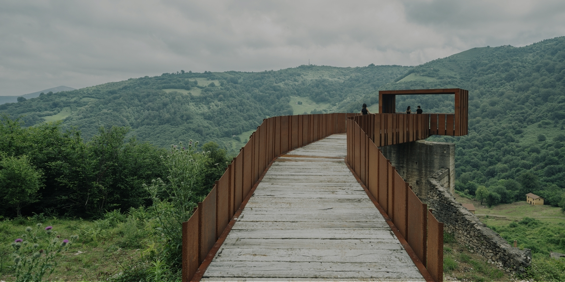 安吉春林酒店有限公司